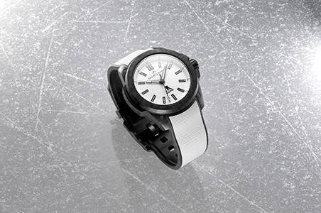 La marque horlogère indépendante suisse NORQAIN renouvelle son partenariat avec la NHLPA.