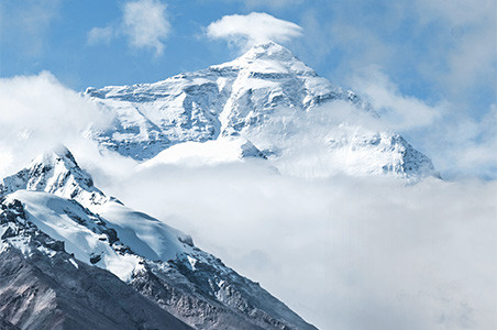 NEUER FRAUEN-SPEEDREKORD AM EVEREST