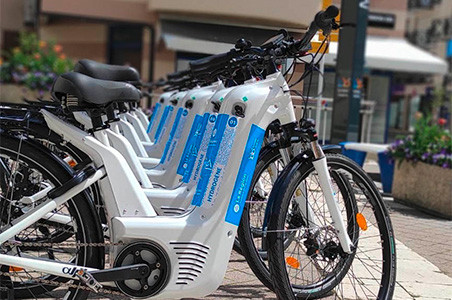 Wasserstoffbetriebene E-Bikes in Savoyen