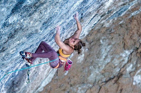 Troisième 9a+ pour la grimpeuse Margo Hayes