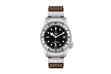 Black Bay P01